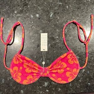NWT Orange and Pink Frankie’s Bikini Top!